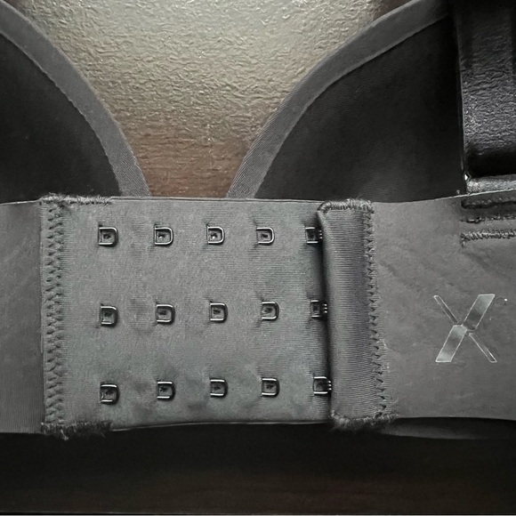 Knix Wireless Black Bra Size 28A - Picture 4 of 6